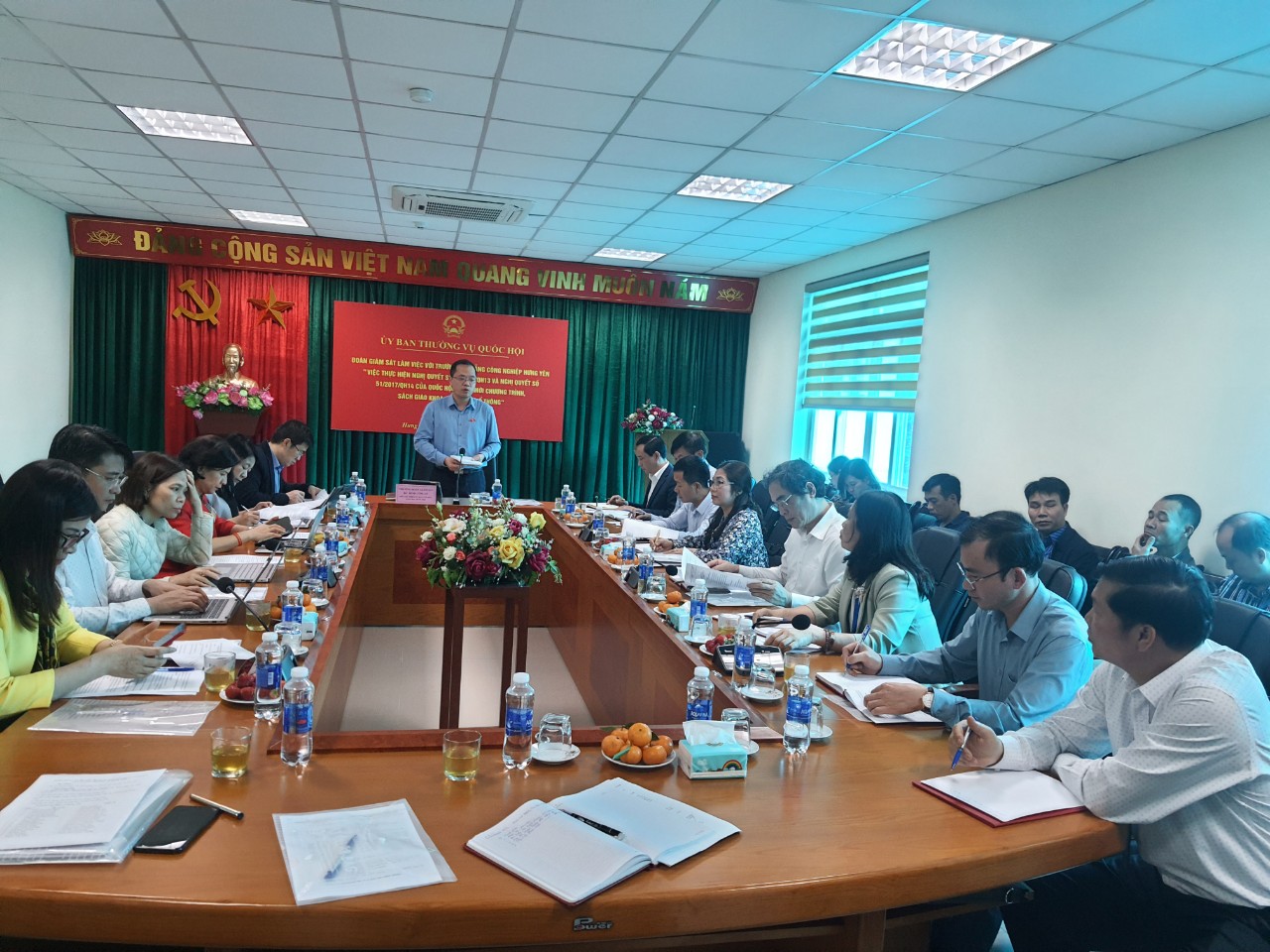 ĐOÀN GIÁM SÁT CỦA ỦY BAN THƯỜNG VỤ QUỐC HỘI LÀM VIỆC VỚI TRƯỜNG CAO ĐẲNG CÔNG NGHIỆP HƯNG YÊN