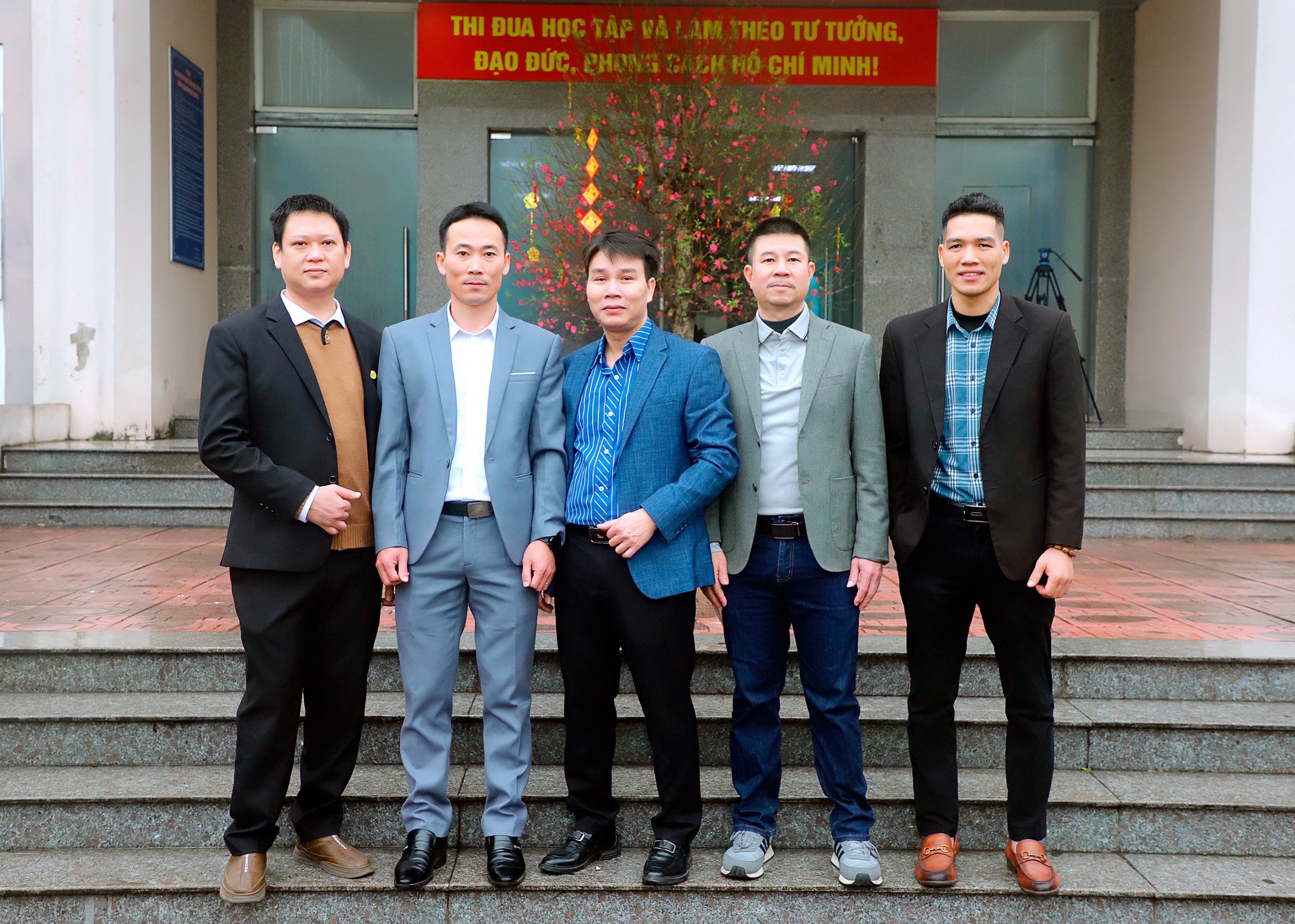Phòng tuyển sinh và giới thiệu việc làm