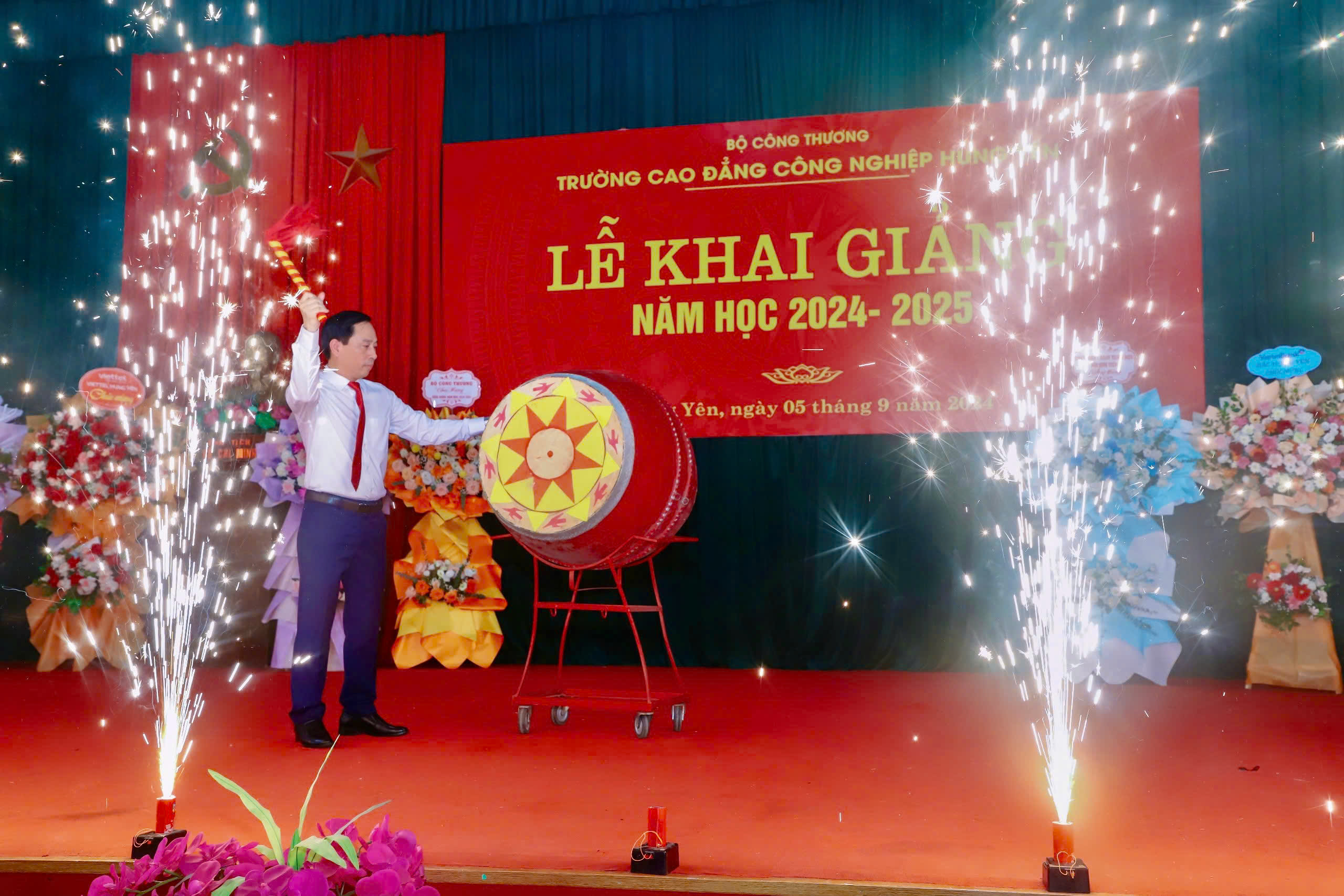 Trường Cao đẳng Công nghiệp Hưng Yên long trọng tổ chức Lễ Khai giảng năm học 2024-2025